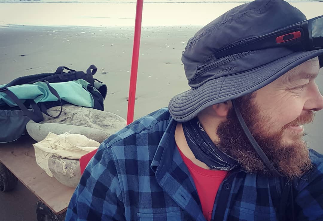 Found a big rock with some articulated vertebrae yesterday morning and went back today to fetch it with my trusty wagon. Swipe for some photos of the vert. I'm going to guess some Miocene era cetacean vertebrae.
.
.
.
.
           