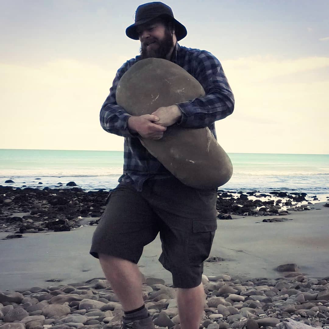 Big bone cluster I just had to get off the beach, one of three I had to carry up the big hill that day 😂 Nothing like a bit of Functional Fossil Fitness to get you moving 😀

This wasn't even the difficult part, I still had to roll it up a giant hill! Hopefully there is something good in there, judging by the amount of bones it could be 🤞

Check the video on my YouTube channel for the full experience 📽

             
